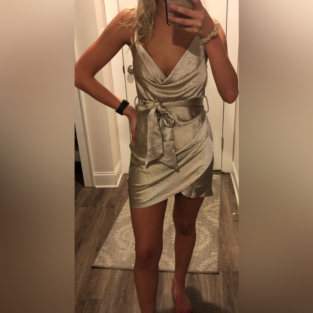 Pink/Silver Selfie Leslie Dress